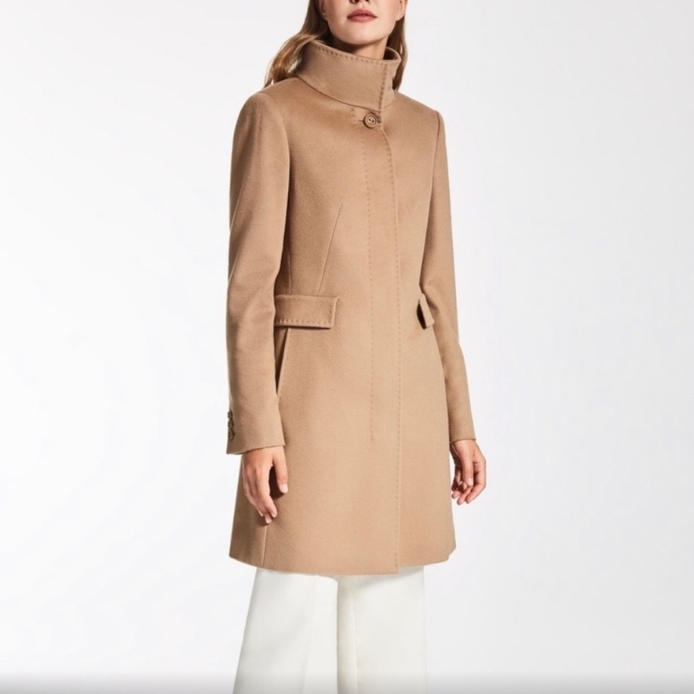 New With Tags: Max Mara Camel Agnese Wool Short Coat